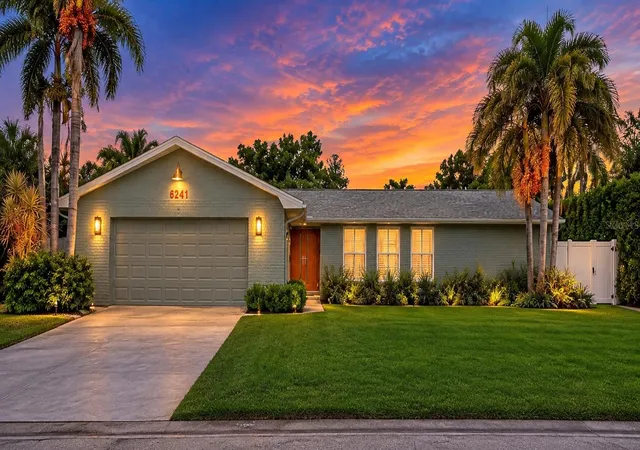 Photo 1 of Single family home for sale at 6241 Tanglewood Dr Ne, Saint Petersburg, FL 33702 | MLS# TB8530085 | Listing updated on 2026-10-15