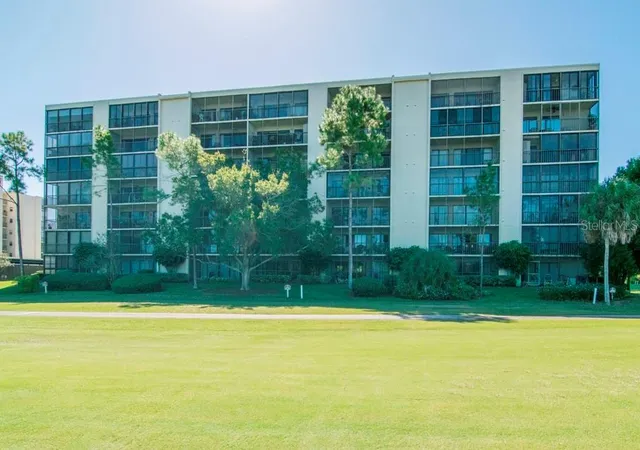 2nd image of 3300 Cvs Cay Dr #1C, Clearwater, FL 33760 | MLS# TB8530090