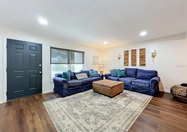 Photo 4 of Condo for sale at 603 Waverly Ln #405B, Maitland, FL 32751 | MLS# O6425900 | Listing updated on 2026-10-01