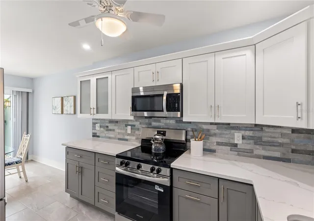 Photo 4 of Condo for sale at 1 Windrush Blvd #63, Indian Rocks Beach, FL 33785 | MLS# TB8530096 | Listing updated on 2026-10-04