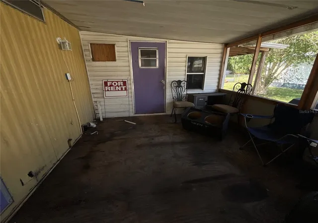 Photo 2 of Manufactured home for sale at 702 Jersey Ct, Dundee, FL 33838 | MLS# C7528487 | Listing updated on 2026-07-18