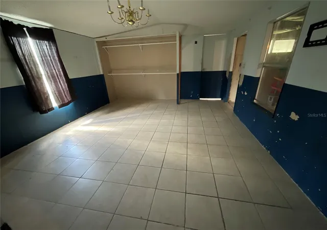 Photo 4 of Manufactured home for sale at 702 Jersey Ct, Dundee, FL 33838 | MLS# C7528487 | Listing updated on 2026-07-18