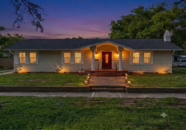 Photo 3 of Single family home for sale at 106 W Comanche Ave, Tampa, FL 33604 | MLS# TB8530113 | Listing updated on 2026-10-20
