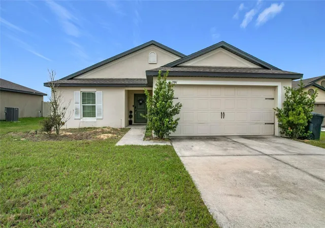 Photo 2 of Single family home for sale at 1741 Canaan Loop, Dundee, FL 33838 | MLS# S5153893 | Listing updated on 2026-08-14