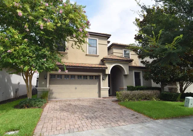 1st image of 1402 Moon Valley Dr, Davenport, FL 33896 | MLS# O6425924
