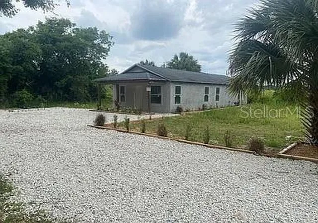 Single family home for sale at 15098 NE 35th Avenue Rd, CITRA, FL 32113 | MLS# O6425934
