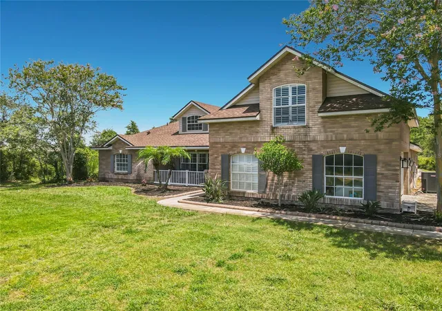 Photo 3 of Single family home for sale at 3000 Lockwood Blvd, Deltona, FL 32738 | MLS# O6425939 | Listing updated on 2026-09-20