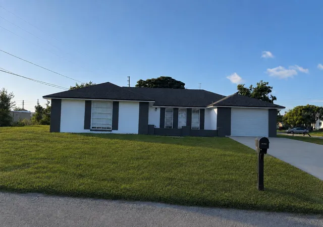 Photo 1 of Single family home for sale at 7035 Palisade Dr, Port Richey, FL 34668 | MLS# TB8530143 | Listing updated on 2026-09-16