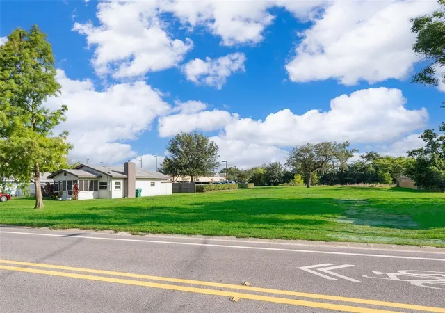Photo 1 of Land for sale at 261 E Church Ave, Longwood, FL 32750 | MLS# O6425944 | Listing updated on 2026-09-25
