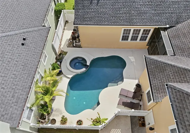 Photo 4 of Single family home for sale at 1018 Wild Elm St, Kissimmee, FL 34747 | MLS# S5153910 | Listing updated on 2026-10-08