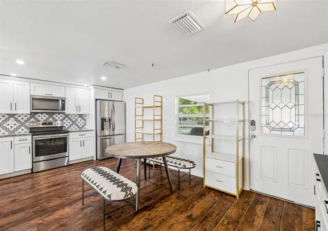 Photo 4 of Single family home for sale at 1202 E Annie St, Tampa, FL 33612 | MLS# TB8530166 | Listing updated on 2026-09-05