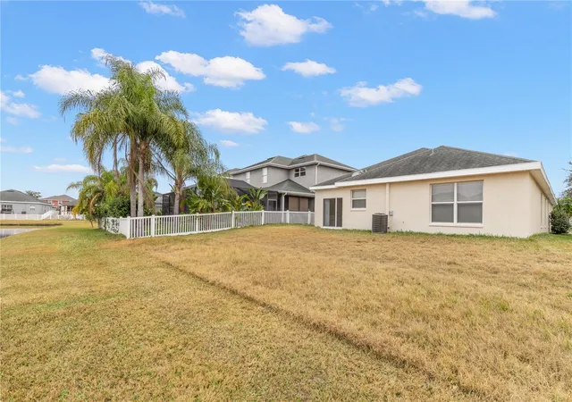 Photo 3 of Single family home for sale at 20011 Nob Oak Ave, Tampa, FL 33647 | MLS# O6425974 | Listing updated on 2026-08-25