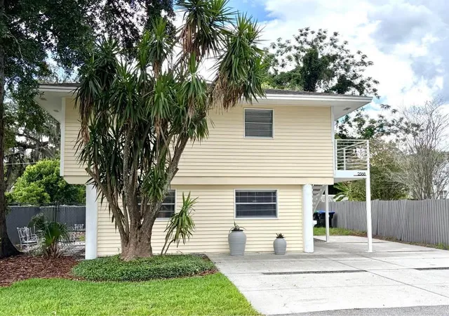 Photo 1 of Single family home for sale at 2568 Lotafun Ave, Winter Park, FL 32789 | MLS# W7887744 | Listing updated on 2026-09-11