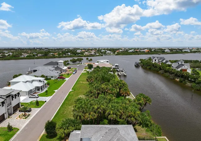 2nd image of 142 Seaside Pt, Flagler Beach, FL 32136 | MLS# FC320025