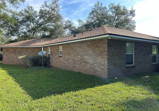 4th image of 25459 Sw 20Th Pl, Newberry, FL 32669 | MLS# GC542037