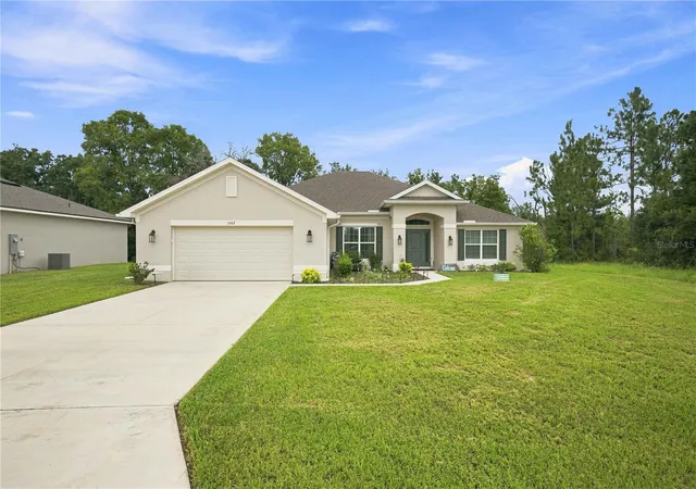 Photo 1 of Single family home for sale at 5367 Southwest 150th Ln, Ocala, FL 34473 | MLS# OM728680 | Listing updated on 2026-08-29