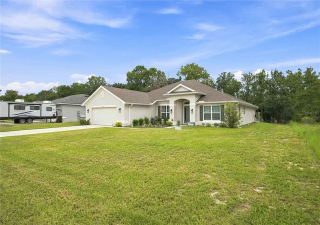 Photo 4 of Single family home for sale at 5367 Southwest 150th Ln, Ocala, FL 34473 | MLS# OM728680 | Listing updated on 2026-08-29