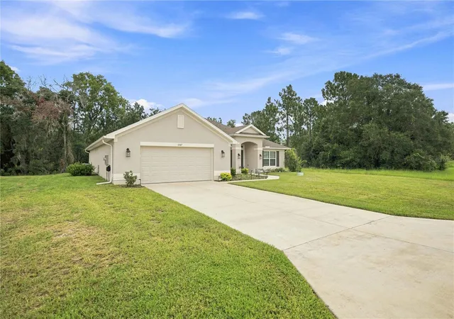 Photo 5 of Single family home for sale at 5367 Southwest 150th Ln, Ocala, FL 34473 | MLS# OM728680 | Listing updated on 2026-08-29