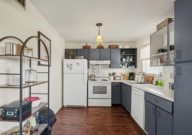 Photo 3 of Condo for sale at 4460 Ironwood Cir #402AD, Bradenton, FL 34209 | MLS# A4700294 | Listing updated on 2026-07-29