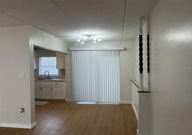 Listing Photo 5 - Condo for sale in building located at 1912 Honour Rd, ORLANDO, FL 32839 - Unit #1