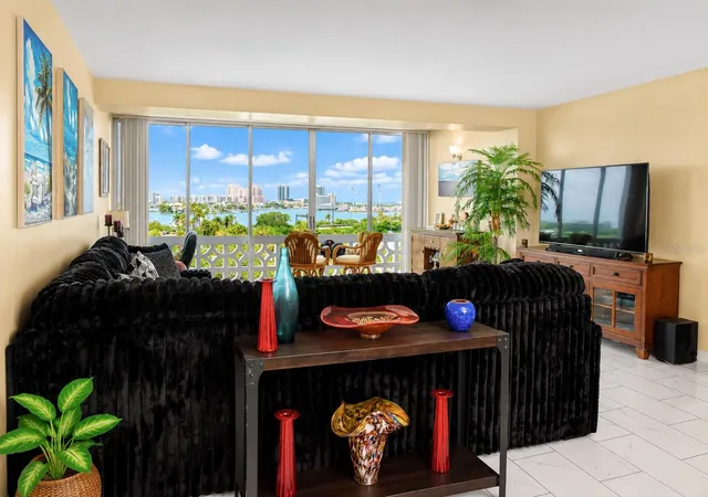 Photo 3 of Condo for sale at 31 Is Way #505, Clearwater Beach, FL 33767 | MLS# S5153920 | Listing updated on 2026-09-28