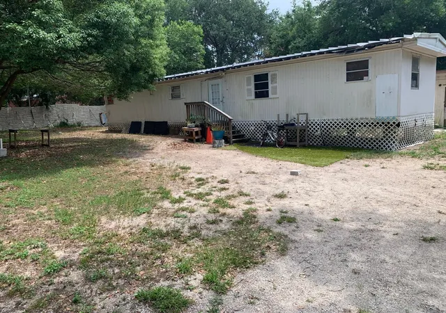 1st image of 10803 Tuckaway Dr, Thonotosassa, FL 33592 | MLS# TB8530228