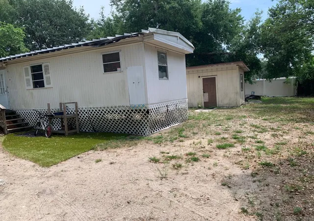 2nd image of 10803 Tuckaway Dr, Thonotosassa, FL 33592 | MLS# TB8530228