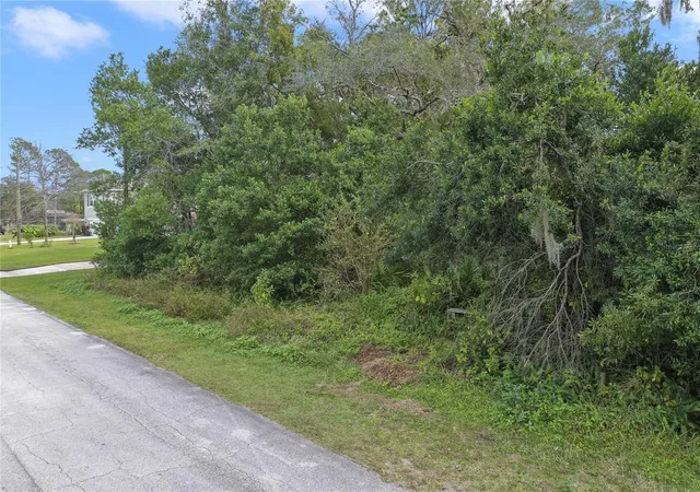 10th image of 2145 Montecito Ave, Deltona, FL 32738 | MLS# O6426025