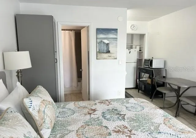 Photo 5 of Condo for sale at 908 Villas Dr #68, Venice, FL 34285 | MLS# A4700307 | Listing updated on 2026-07-26