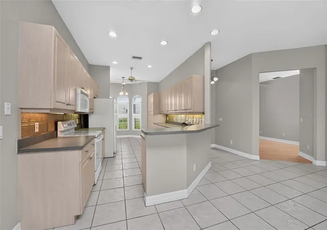 Photo 4 of House for sale at 1611 Atares Dr #111, Punta Gorda, FL 33950 | MLS# C7528506 | Listing updated on 2026-08-29