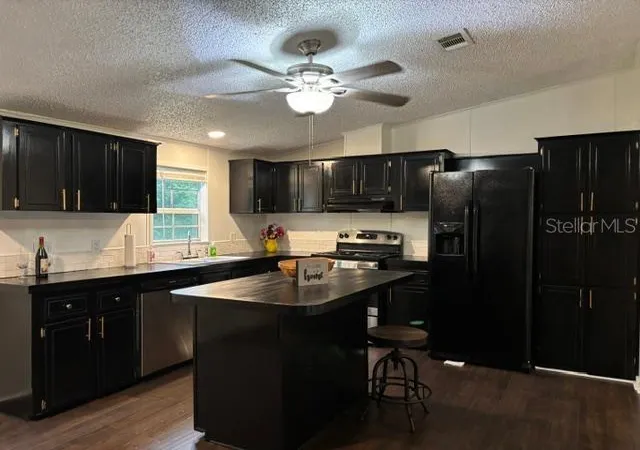 Photo 2 of Manufactured home for sale at 129 Patrician Pl, Satsuma, FL 32189 | MLS# O6426049 | Listing updated on 2026-08-14