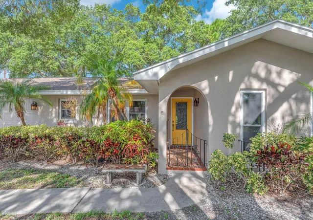 2nd image of 11081 143rd St, Largo, FL 33774 | MLS# TB8530258