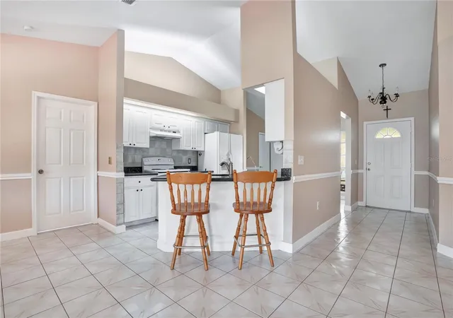 Photo 3 of Single family home for sale at 667 Jessanda Cir, Lakeland, FL 33813 | MLS# O6426054 | Listing updated on 2026-10-05