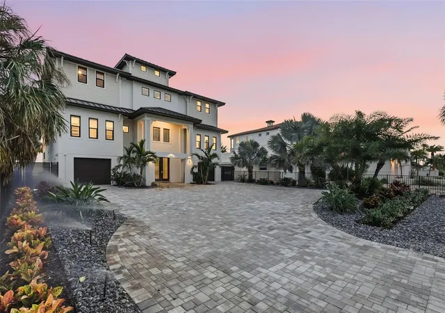 Photo 1 of Mansion for sale at 15908 Gulf Blvd, Redington Beach, FL 33708 | MLS# TB8530265 | Listing updated on 2026-10-08