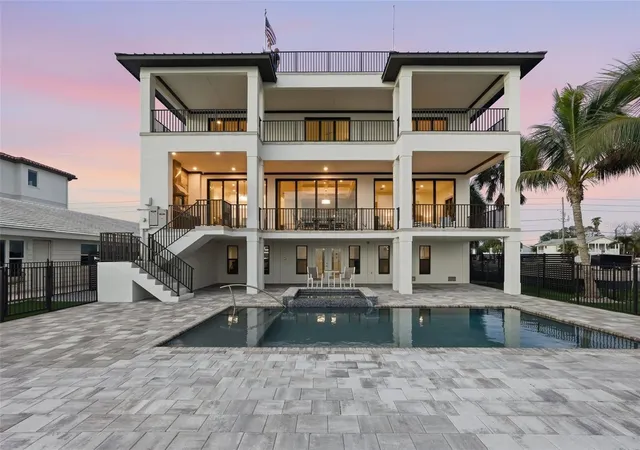 Photo 2 of Mansion for sale at 15908 Gulf Blvd, Redington Beach, FL 33708 | MLS# TB8530265 | Listing updated on 2026-10-08