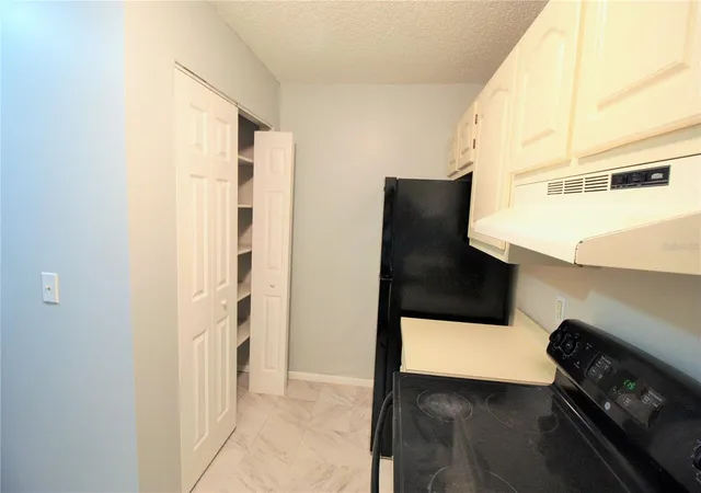 5th image of 660 Kenwick Cir #104, Casselberry, FL 32707 | MLS# R4911668