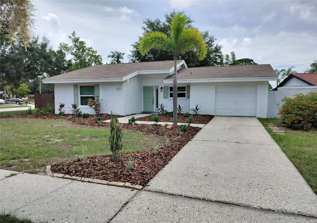 Photo 2 of Single family home for sale at 2661 Warmsprings Way, Palm Harbor, FL 34684 | MLS# TB8530277 | Listing updated on 2026-10-02