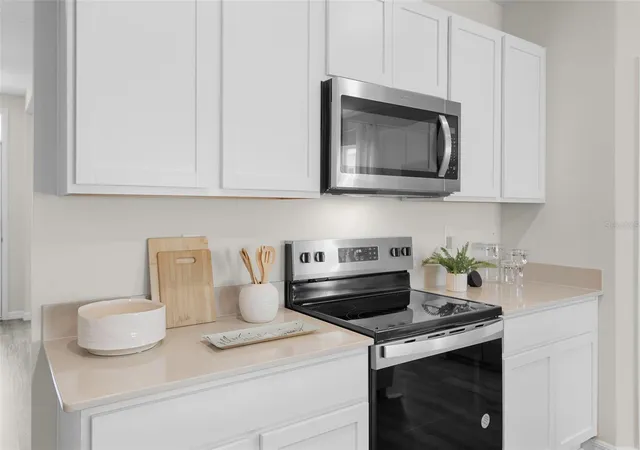Photo 3 of Single family home for sale at 8464 Fox Den Cvs, Lakeland, FL 33810 | MLS# O6426069 | Listing updated on 2026-09-25