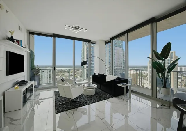 Photo 3 of Condo for sale at 777 N Ashley Dr #2613, Tampa, FL 33602 | MLS# O6426071 | Listing updated on 2026-09-21
