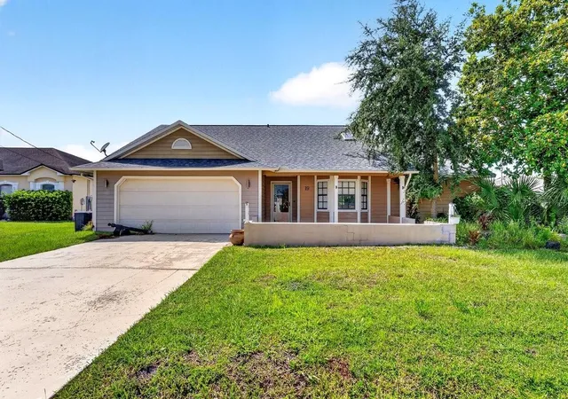 Photo 1 of Single family home for sale at 19 Big Dipper Ln, Palm Coast, FL 32137 | MLS# V4950276 | Listing updated on 2026-09-20