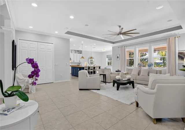 Photo 3 of Single family home for sale at 1744 Bella Lago Dr, Clermont, FL 34711 | MLS# O6426084 | Listing updated on 2026-09-13