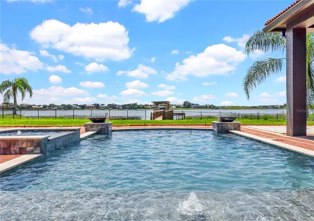 Photo 1 of Single family home for sale at 7720 Ficquette Rd, Windermere, FL 34786 | MLS# O6426088 | Listing updated on 2026-09-23
