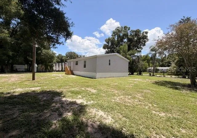 Photo 3 of Manufactured home for sale at 4301 Sherwick Dr, Tampa, FL 33610 | MLS# TB8530307 | Listing updated on 2026-09-22