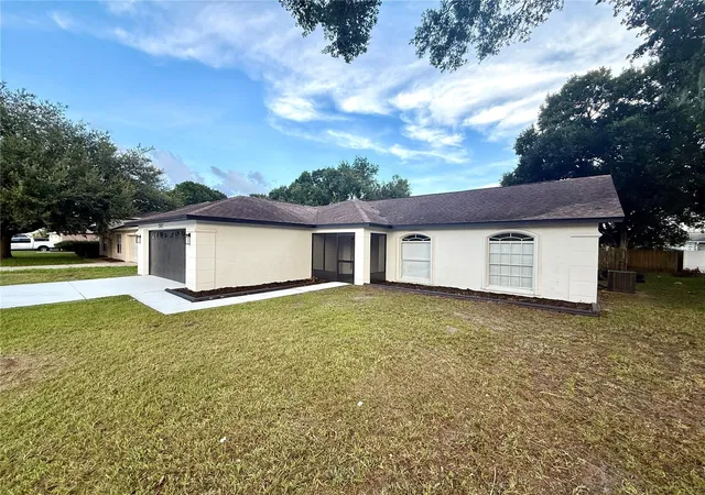 2nd image of 2617 Sundance Cir, Mulberry, FL 33860 | MLS# R4911670