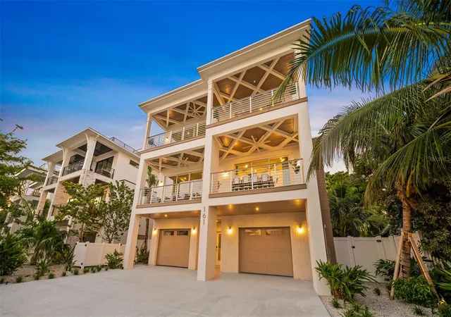 Photo 1 of Single family home for sale at 161 Tyler Dr, Sarasota, FL 34236 | MLS# A4700328 | Listing updated on 2026-07-22