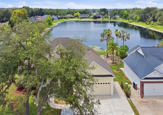 2nd image of 9009 Riverview Dr, Riverview, FL 33578 | MLS# O6426103