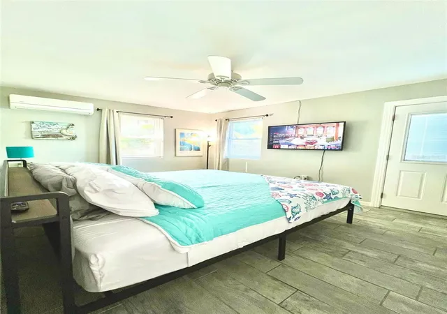 Listing Photo 5 - Condo for sale in building located at 6802 Gulf Winds Dr, ST PETE BEACH, FL 33706