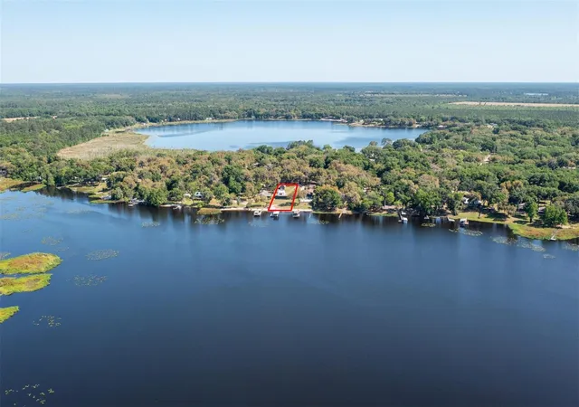 4th image of 120 Little Orange Lake Dr, Hawthorne, FL 32640 | MLS# GC542049