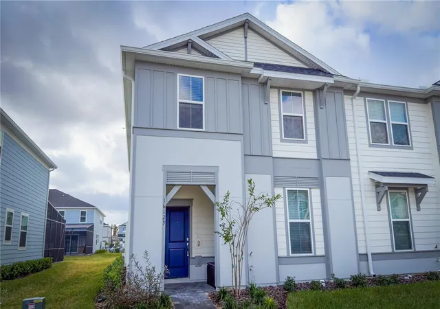 Townhouse for sale at 16129 Palm Frond Ave, CLERMONT, FL 34714 | MLS# O6426142