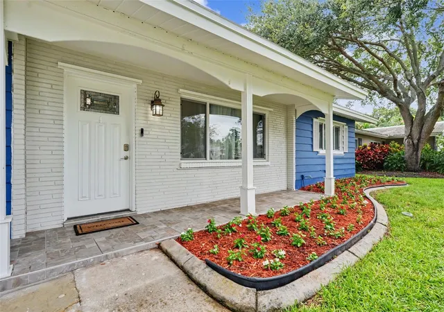 4th image of 1340 Williams Dr, Clearwater, FL 33764 | MLS# TB8530392